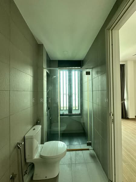 Kondominium untuk Dijual di The LIGHT COLLECTION II - SERENEN TEH - Bathroom - PropertyGuru.com.my