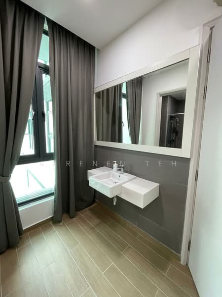 Kondominium untuk Dijual di The LIGHT COLLECTION II - SERENEN TEH - Bathroom - PropertyGuru.com.my