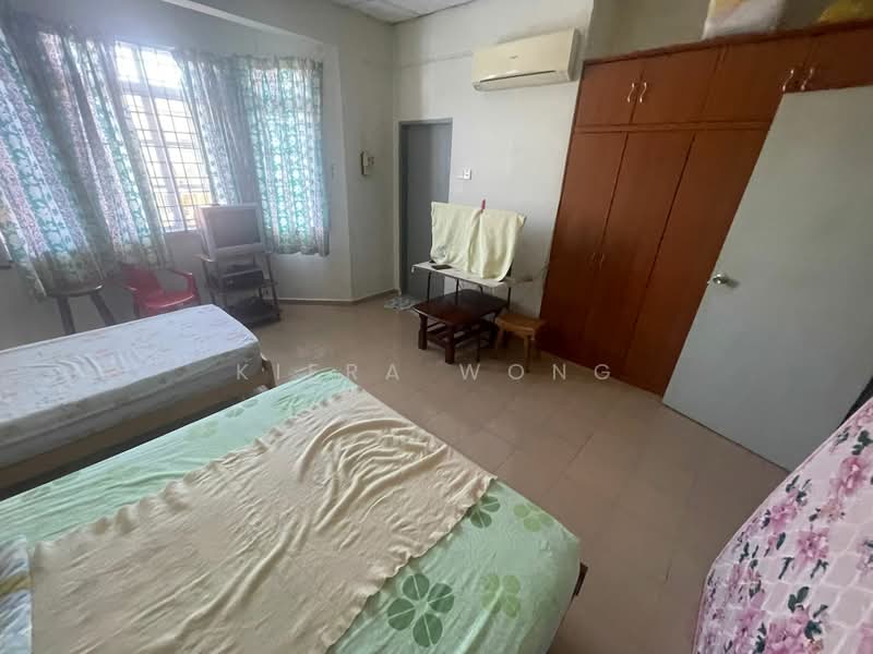2-storey Terraced House for Sale in Taman Merdeka Jaya (Batu Berendam) - Kiera Wong - Bedroom - PropertyGuru.com.my