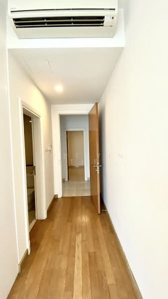 Condominium for Sale at 10 Mont Kiara @ MK10 - Suet Yin (Esther Chan) - Corridor - PropertyGuru.com.my