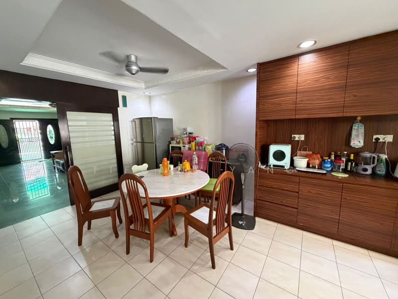 Rumah Teres 2 Tingkat untuk Dijual di Rawang Perdana 2 (Rawang) - Tiffany Yang - Dining Area - PropertyGuru.com.my