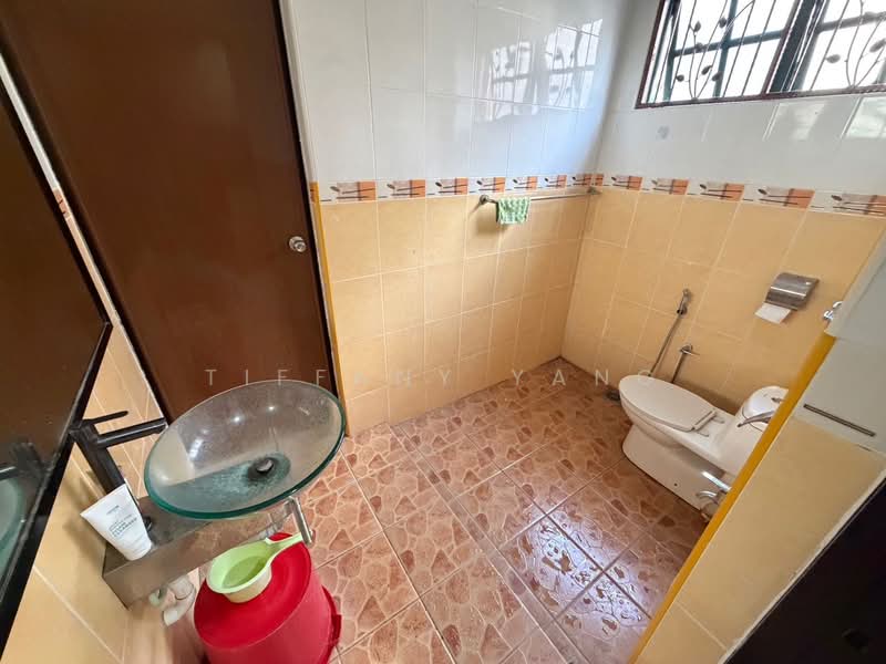 Rumah Teres 2 Tingkat untuk Dijual di Rawang Perdana 2 (Rawang) - Tiffany Yang - Bathroom - PropertyGuru.com.my