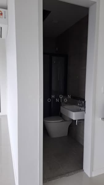 Service Residence for Rent at Edelweiss @ Tropicana Gardens - Ng Hon Keong - Bathroom - PropertyGuru.com.my