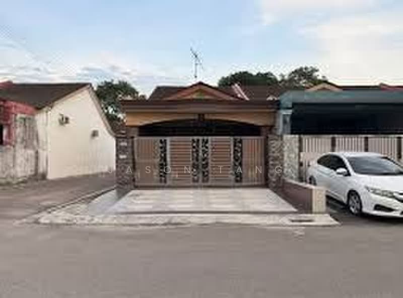 1-storey Terraced House for Sale in Johor Bahru (Johor) - Jason Tang - Exterior - PropertyGuru.com.my