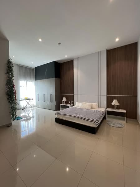 Service Residence for Rent at Maple Residences @ Bandar Bestari Klang - Elaine Yap - Master bedroom  - PropertyGuru.com.my