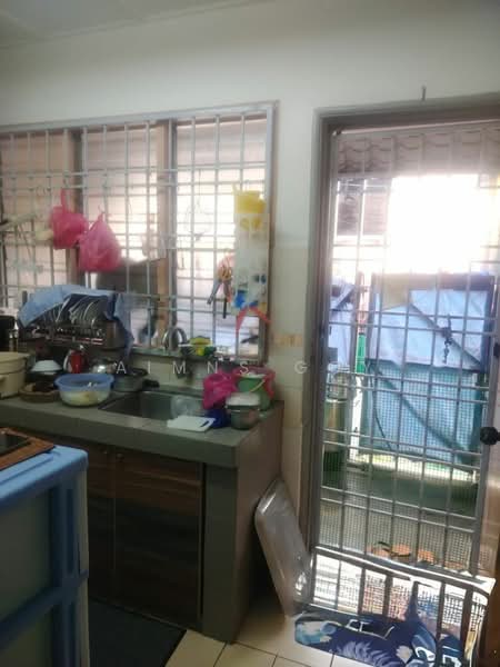 2-storey Terraced House for Sale in Bandar Mahkota Cheras (Cheras) - Aimns Goy - Kitchen - PropertyGuru.com.my