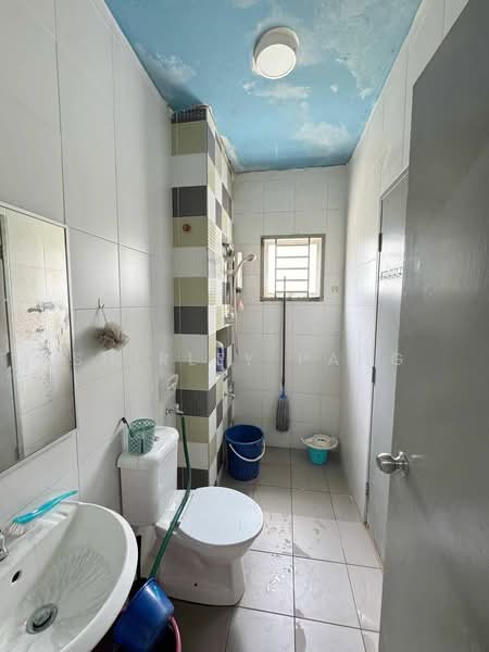 Rumah Teres 2 Tingkat untuk Dijual di Taman Nusa Idaman (Iskandar Puteri (Nusajaya)) - Shirley Pang - Bathroom - PropertyGuru.com.my