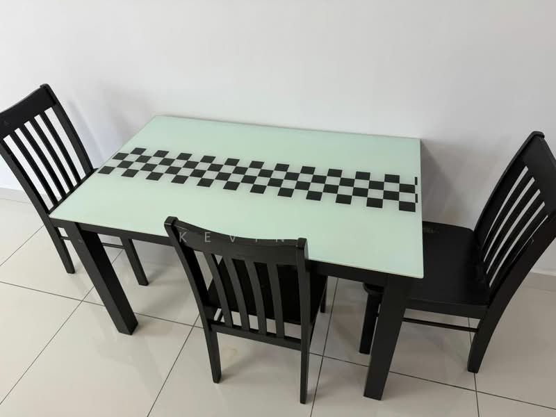 Service Residence for Sale at Residences @ 1 Tebrau - Kevin Ho - Dining Room - PropertyGuru.com.my