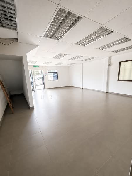 Shop / Office for Rent in Petaling Jaya (Selangor) - Chris Tye - Interior - PropertyGuru.com.my