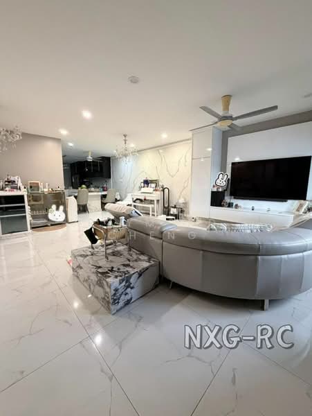 2-storey Terraced House for Sale in Bandar Botanic (Klang) - Raymond Cheng - Living Room - PropertyGuru.com.my