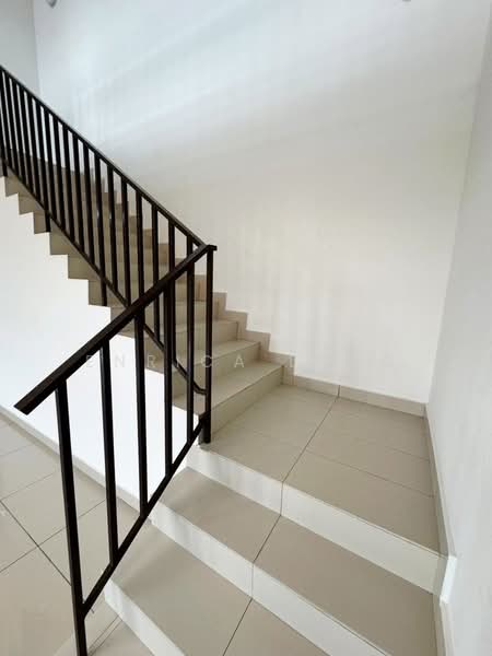 Cluster House for Rent in Bandar Cemerlang (Ulu Tiram) - Enrica Long - Interior - PropertyGuru.com.my