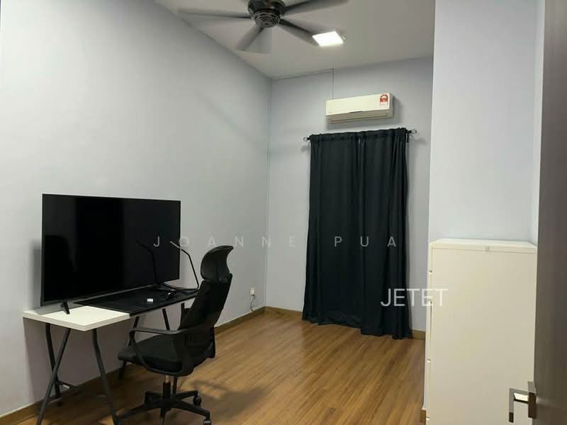 Rumah Teres 2 Tingkat untuk Disewa di Klang (Selangor) - Joanne Pua - Study - PropertyGuru.com.my