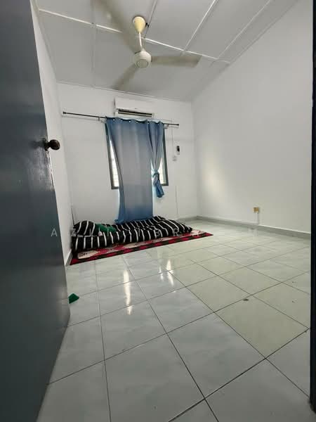 2-storey Terraced House for Sale in Pandan Perdana (Ampang) - Azli Ibrahim - Bedroom - PropertyGuru.com.my
