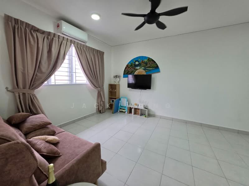 Terraced House for Rent in Johor Bahru (Johor) - Jack Wong - Living Room - PropertyGuru.com.my