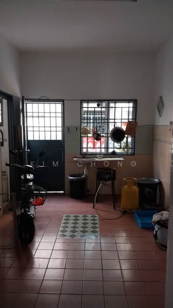 Terraced House for Sale in Taman Bayu Perdana (Klang) - Kim Chong - Kitchen - PropertyGuru.com.my