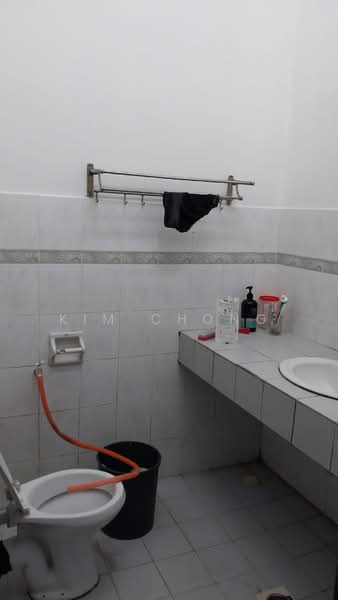 Terraced House for Sale in Taman Bayu Perdana (Klang) - Kim Chong - Bathroom - PropertyGuru.com.my
