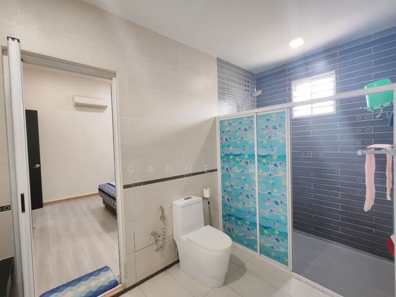 Semi-Detached House for Sale in Kota Kinabalu (Sabah) - Joanne Lee - Bathroom - PropertyGuru.com.my