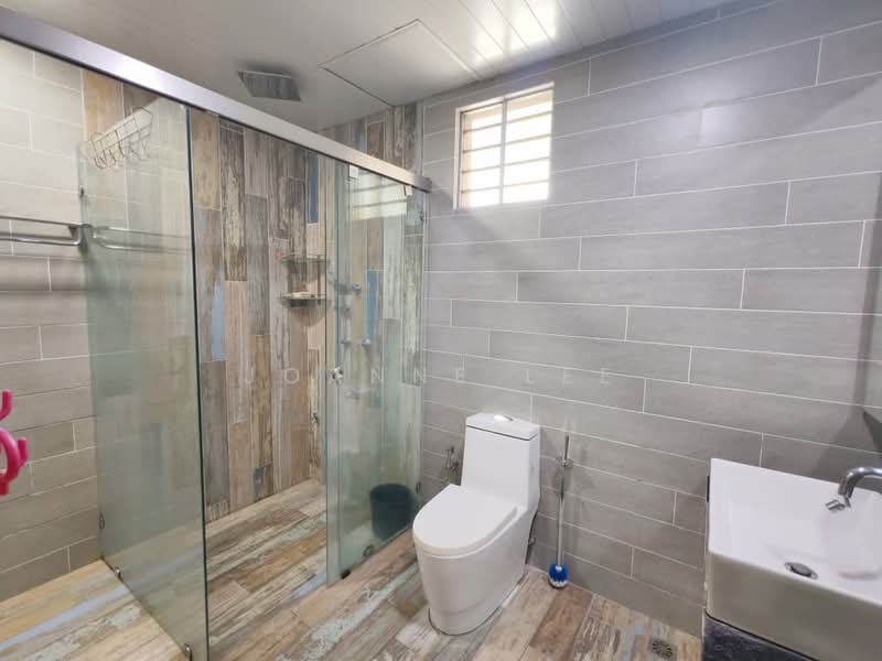 Semi-Detached House for Sale in Kota Kinabalu (Sabah) - Joanne Lee - Bathroom - PropertyGuru.com.my