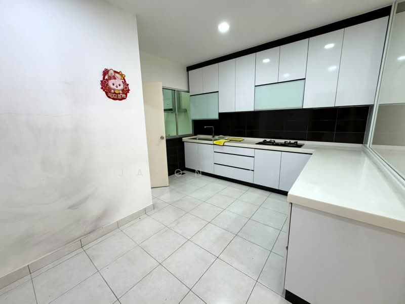 Rumah Teres 2 Tingkat untuk Dijual di Taman Seri Austin (Tebrau) - Jason Tan - Kitchen - PropertyGuru.com.my