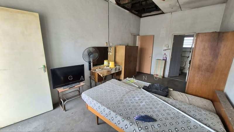 2-storey Terraced House for Sale in Taman Canning (Ipoh) - Gary Tang - Bedroom - PropertyGuru.com.my