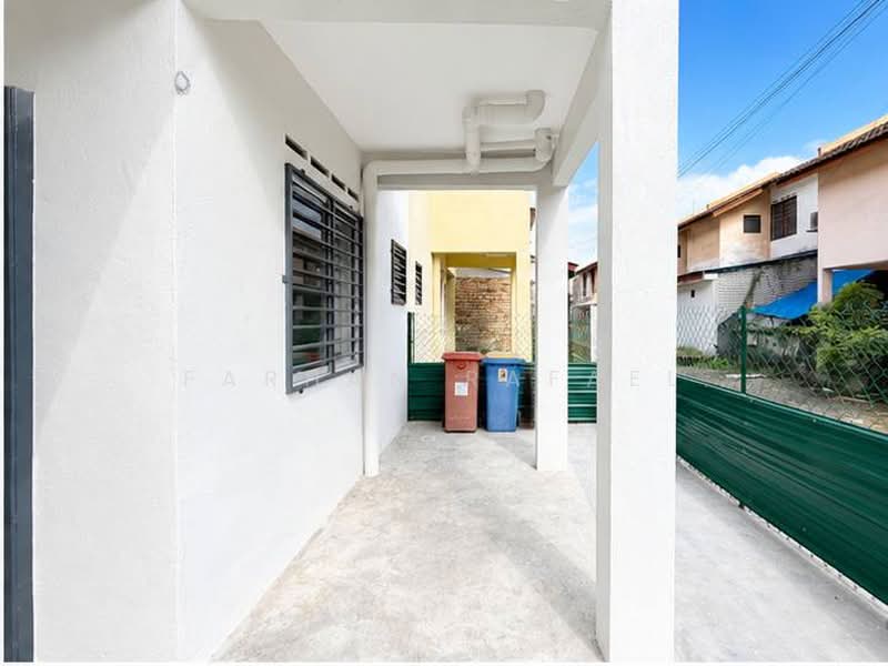 Rumah Teres 2 Tingkat untuk Dijual di Taman Banting Baru (Banting) - Farhan Rafael - PropertyGuru.com.my