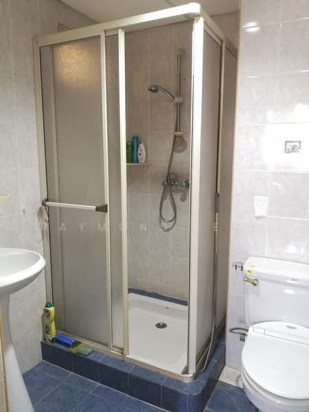 Condominium for Rent at Gold Coast Resort Condominium - Raymond Teoh - Bathroom - PropertyGuru.com.my
