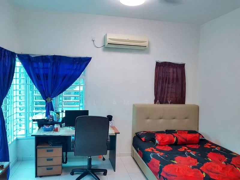 1.5-storey Terraced House for Sale in Setia Eco Gardens (Gelang Patah) - William Tay - Bedroom - PropertyGuru.com.my
