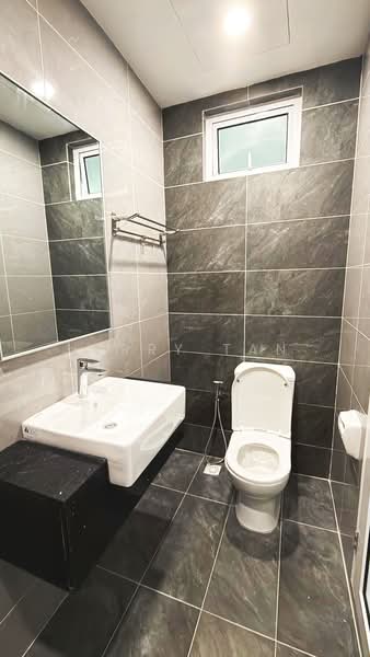 Kondominium untuk Disewa di Lucerne Residences - Jerry Tan - Bathroom - PropertyGuru.com.my