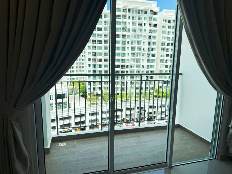 Kondominium untuk Disewa di Lucerne Residences - Jerry Tan - Balcony - PropertyGuru.com.my