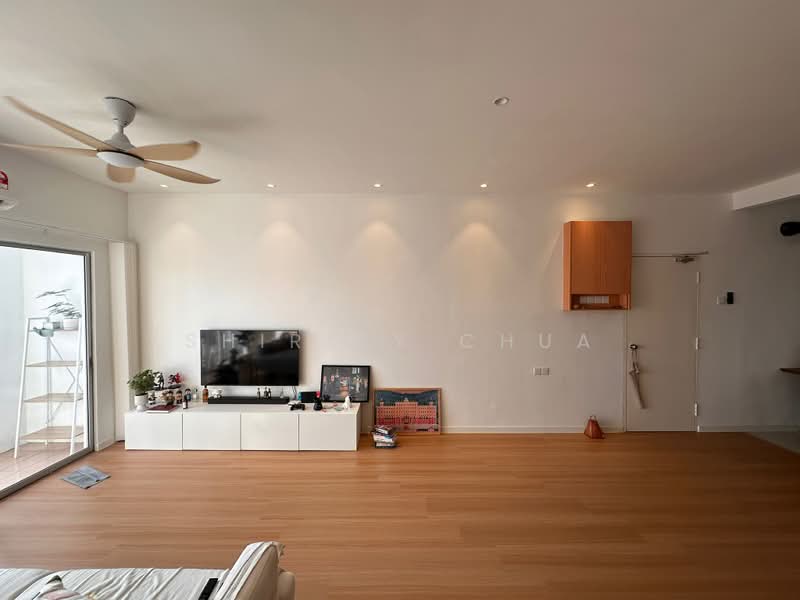 Pangsapuri untuk Dijual di Pangsapuri Sri Mekar - Shirley Chua - Living Room - PropertyGuru.com.my