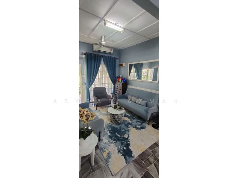 1-storey Terraced House for Sale in Bandar Tun Hussein Onn (Cheras) - Asyraf Azman - Living Room - PropertyGuru.com.my
