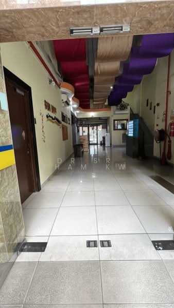 Retail Space for Rent in Kelana Jaya (Petaling Jaya) - Dr Sr Tham KW - Entrance - PropertyGuru.com.my