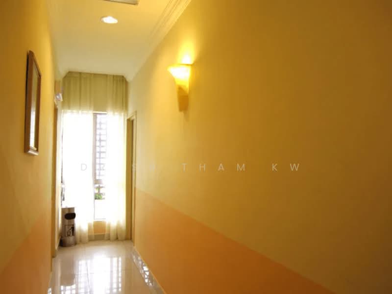 Retail Space for Rent in Kelana Jaya (Petaling Jaya) - Dr Sr Tham KW - Corridor - PropertyGuru.com.my
