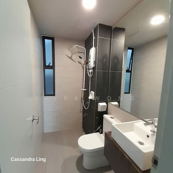 Condominium for Rent at Admiral Residences - Kiera Wong - Bathroom - PropertyGuru.com.my