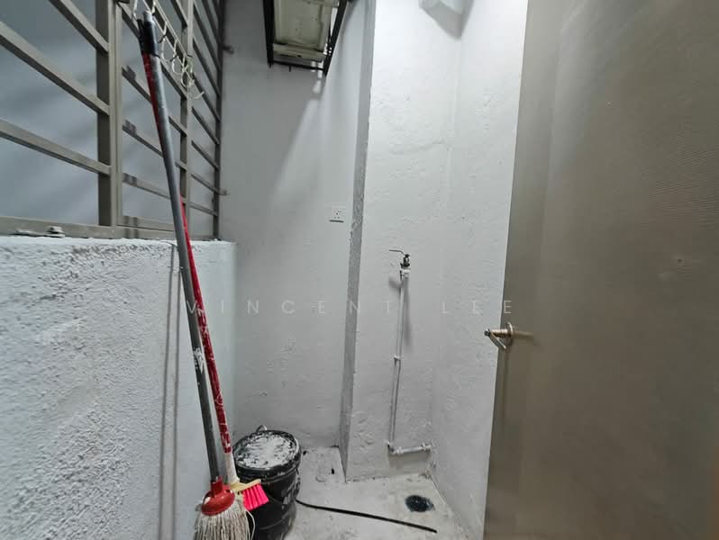 Service Residence for Sale at Centrestage Designer Suite - Vincent Lee - Interior - PropertyGuru.com.my
