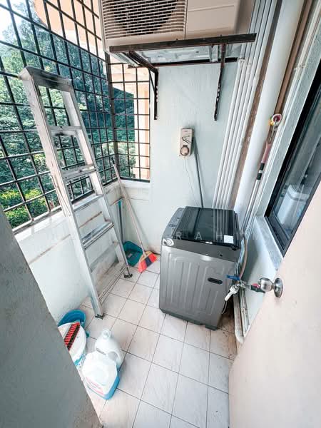 Condominium for Sale at Waizuri 1 - Azli Ibrahim - Balcony - PropertyGuru.com.my