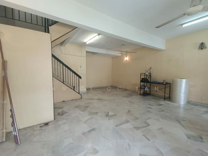 2-storey Terraced House for Sale in Usj 2 (Subang Jaya) - Janice CC Tan - Interior - PropertyGuru.com.my