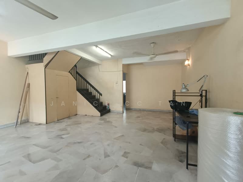 2-storey Terraced House for Sale in Usj 2 (Subang Jaya) - Janice CC Tan - Interior - PropertyGuru.com.my