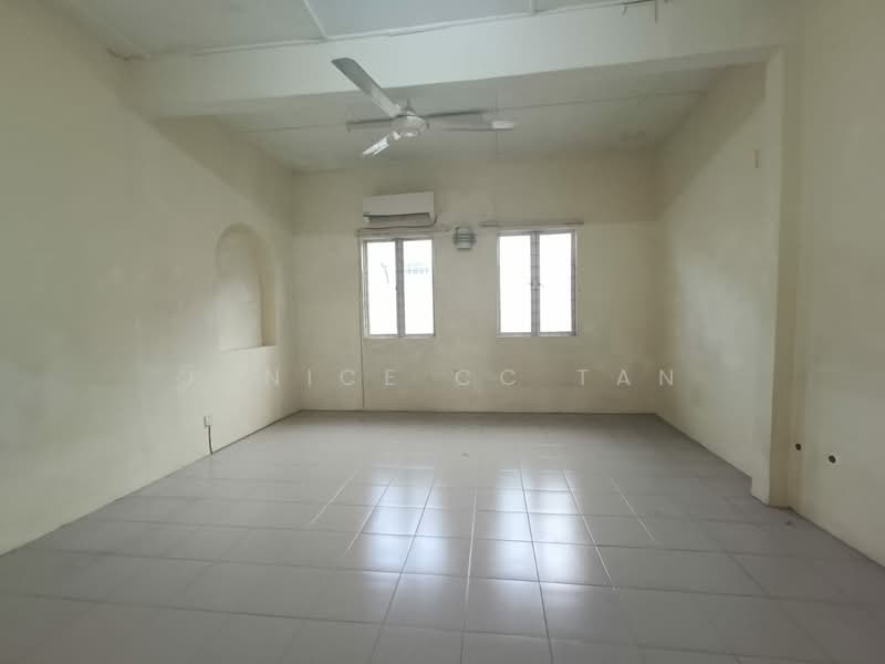 2-storey Terraced House for Sale in Usj 2 (Subang Jaya) - Janice CC Tan - Interior - PropertyGuru.com.my