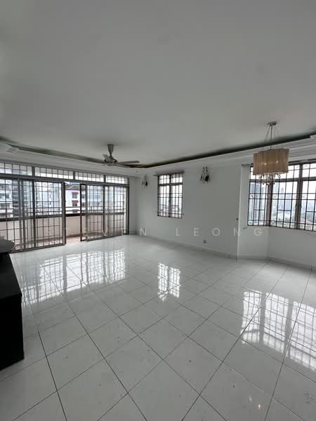 Kondominium untuk Dijual di Bukit OUG Condominiums - Steven Leong - Living Room - PropertyGuru.com.my