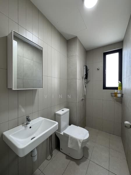 Service Residence for Rent at Kenwingston Skylofts - Vinn . - Bathroom - PropertyGuru.com.my