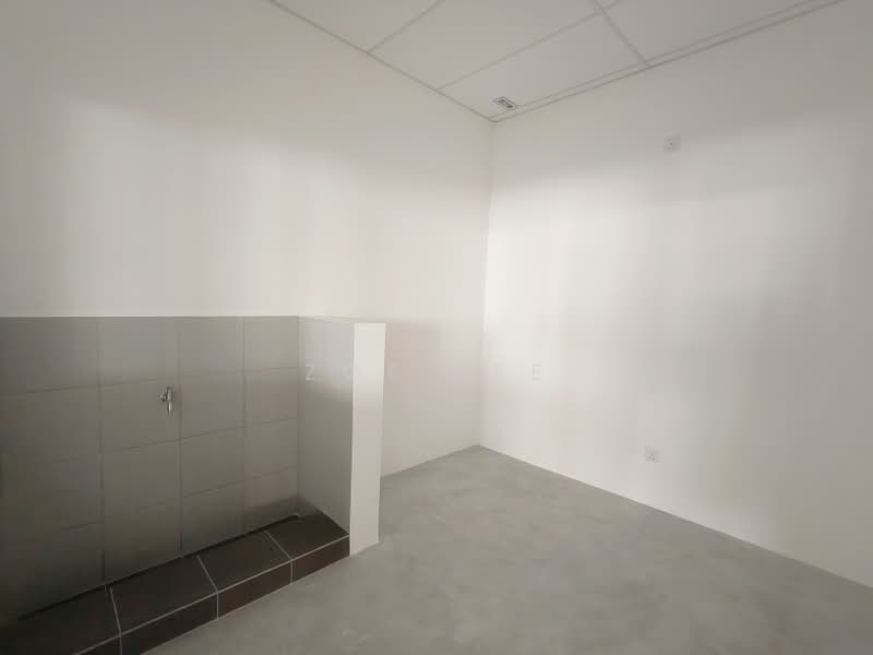 Kilang untuk Dijual di Taman Desa Cemerlang (Ulu Tiram) - Zoe Lee - PropertyGuru.com.my