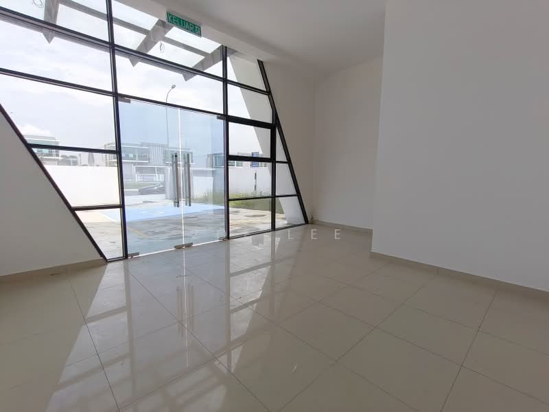 Kilang untuk Dijual di Taman Desa Cemerlang (Ulu Tiram) - Zoe Lee - PropertyGuru.com.my
