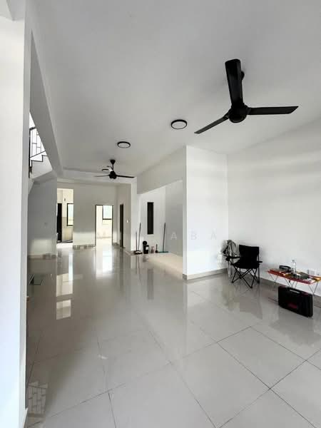2-storey Terraced House for Rent in Shah Alam (Selangor) - Amir Abas - Living Room - PropertyGuru.com.my
