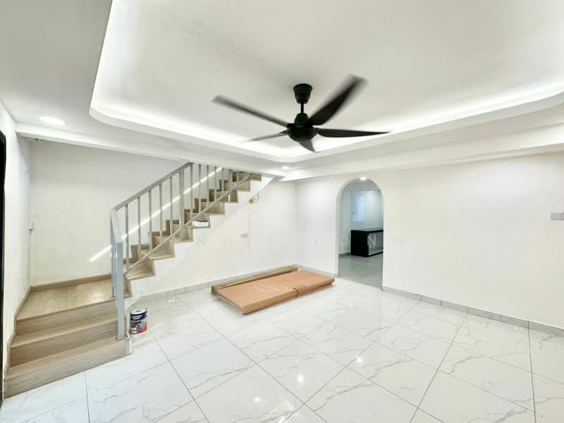2-storey Terraced House for Sale in Taman Plentong Baru (Masai) - Daniel Yong - Living Room - PropertyGuru.com.my