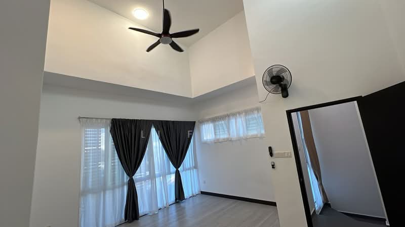 Rumah Teres 3 Tingkat untuk Dijual di Air Hitam (Ayer Itam) - Li Fang - Living Room - PropertyGuru.com.my
