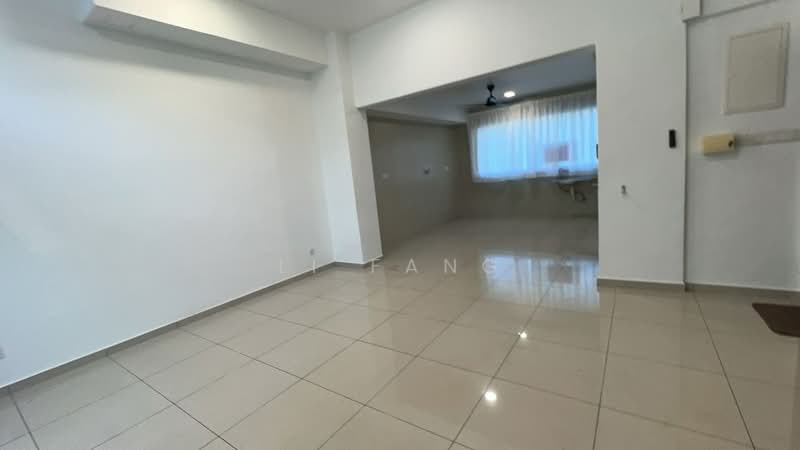 Rumah Teres 3 Tingkat untuk Dijual di Air Hitam (Ayer Itam) - Li Fang - Living Room - PropertyGuru.com.my