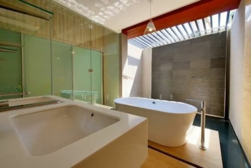 Kondominium untuk Disewa di U-Thant Place - Angela Lee - Bathroom - PropertyGuru.com.my