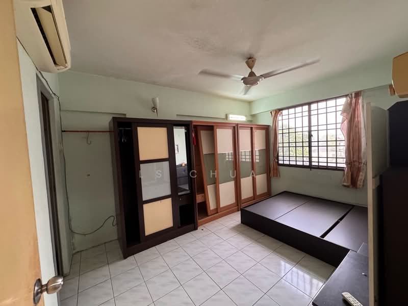 Pangsapuri untuk Dijual di Pearl Tower (Ria) - LS Chua - Bedroom - PropertyGuru.com.my