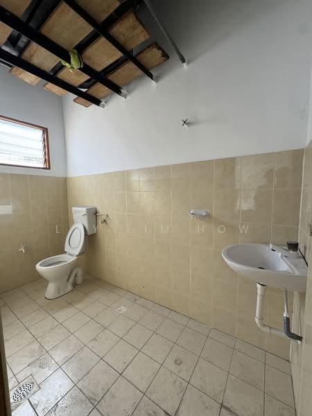 Shop / Office for Rent in Seri Manjung (Perak) - Lay Lim How - PropertyGuru.com.my